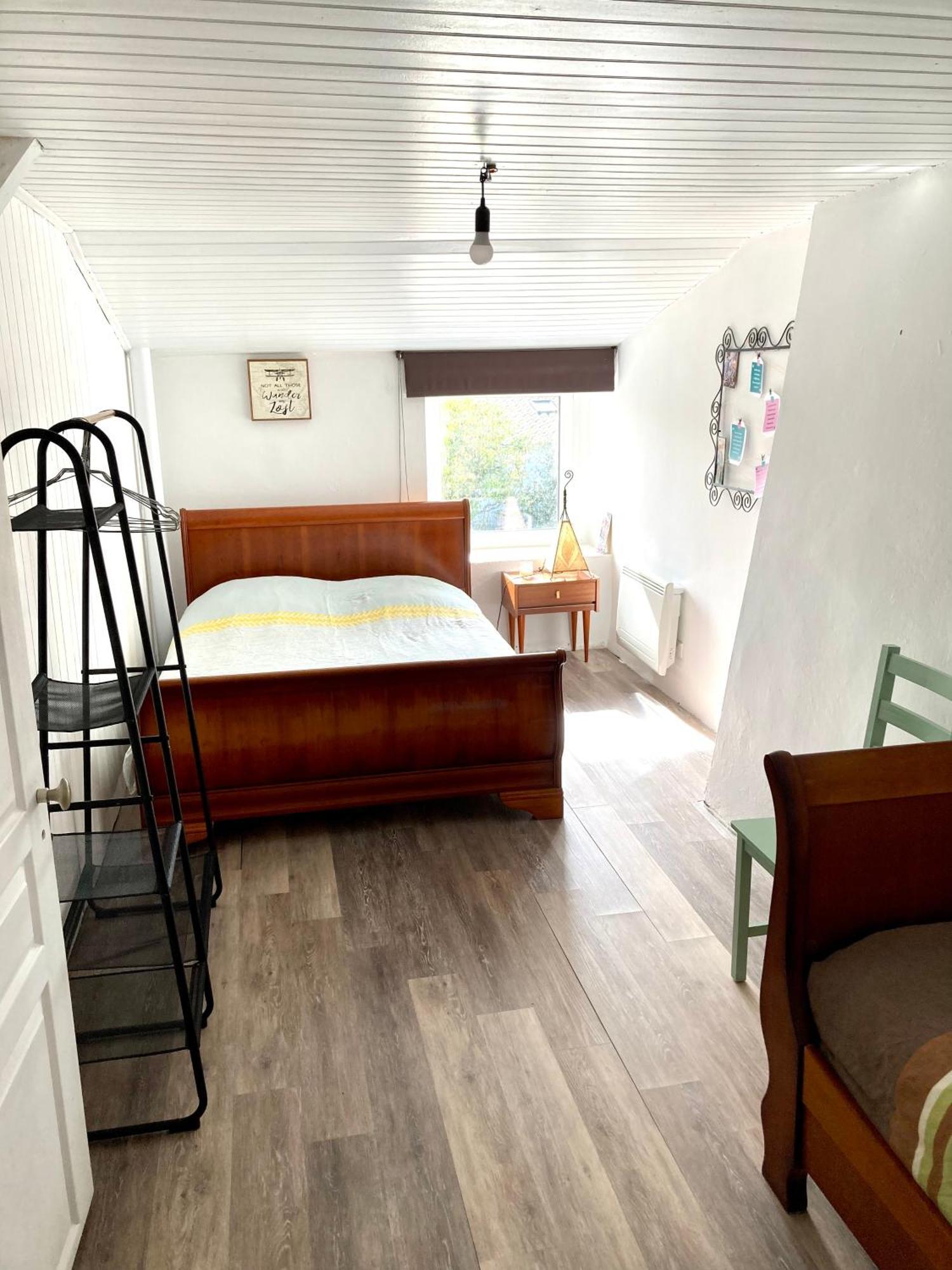 Maison en pierre avec jardin à 15 min des plages Saint-Benoist-sur-Mer Extérieur photo