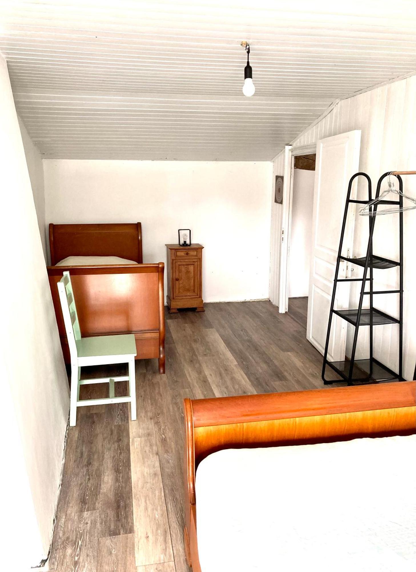 Maison en pierre avec jardin à 15 min des plages Saint-Benoist-sur-Mer Extérieur photo